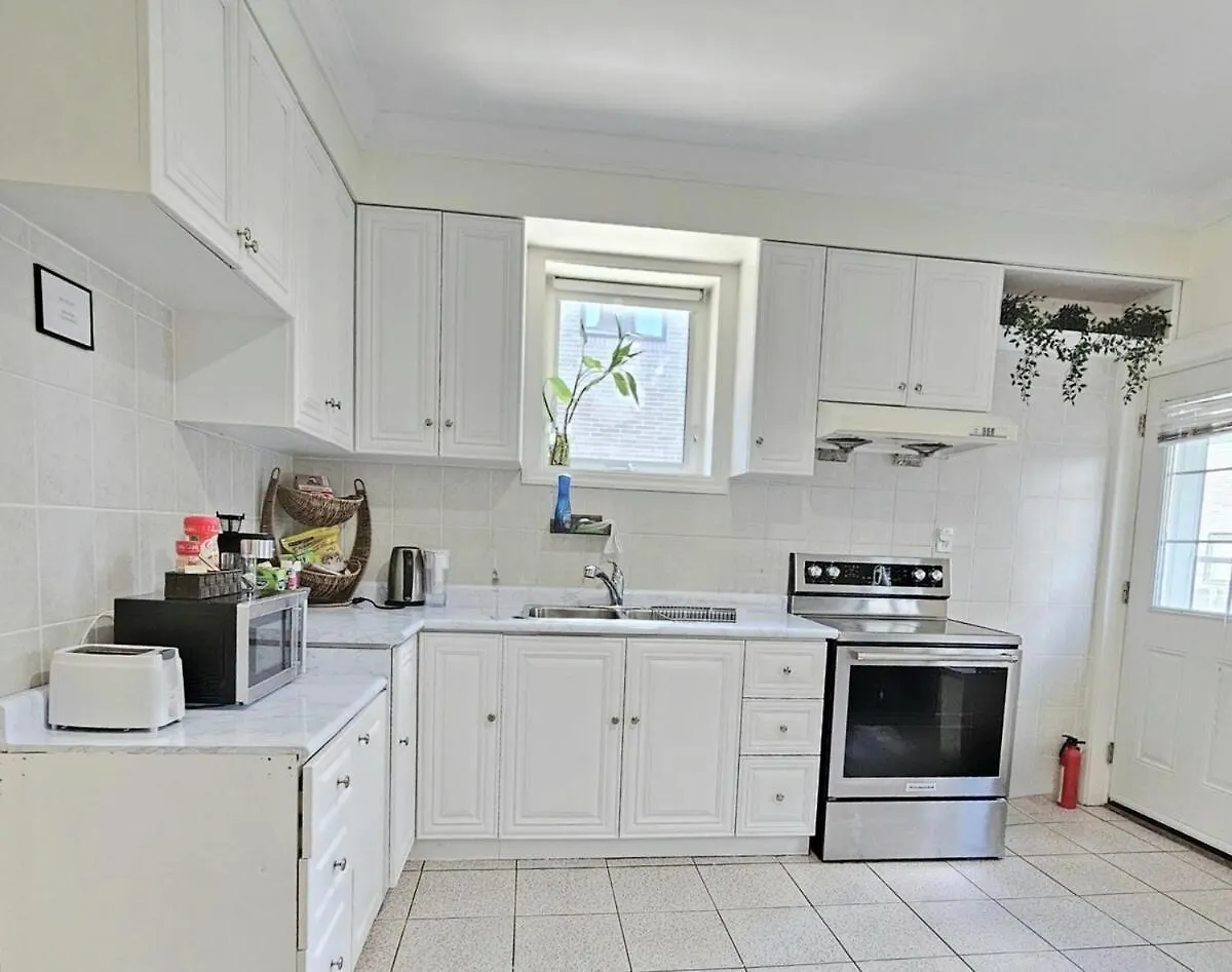 Mins Walk To Trinity Bellwood Park From Your Apartment Downtown Toronto