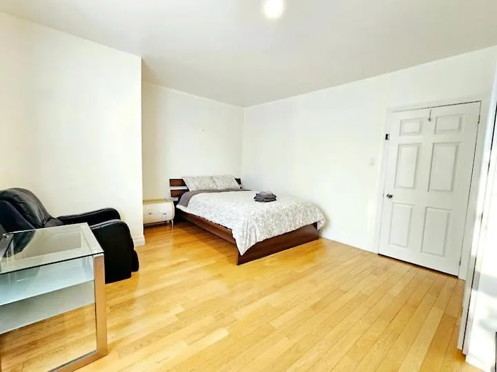 Mins Walk To Trinity Bellwood Park From Your Apartment Downtown Toronto